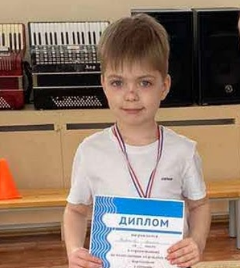 Филатов Артем  золотой знак отличия